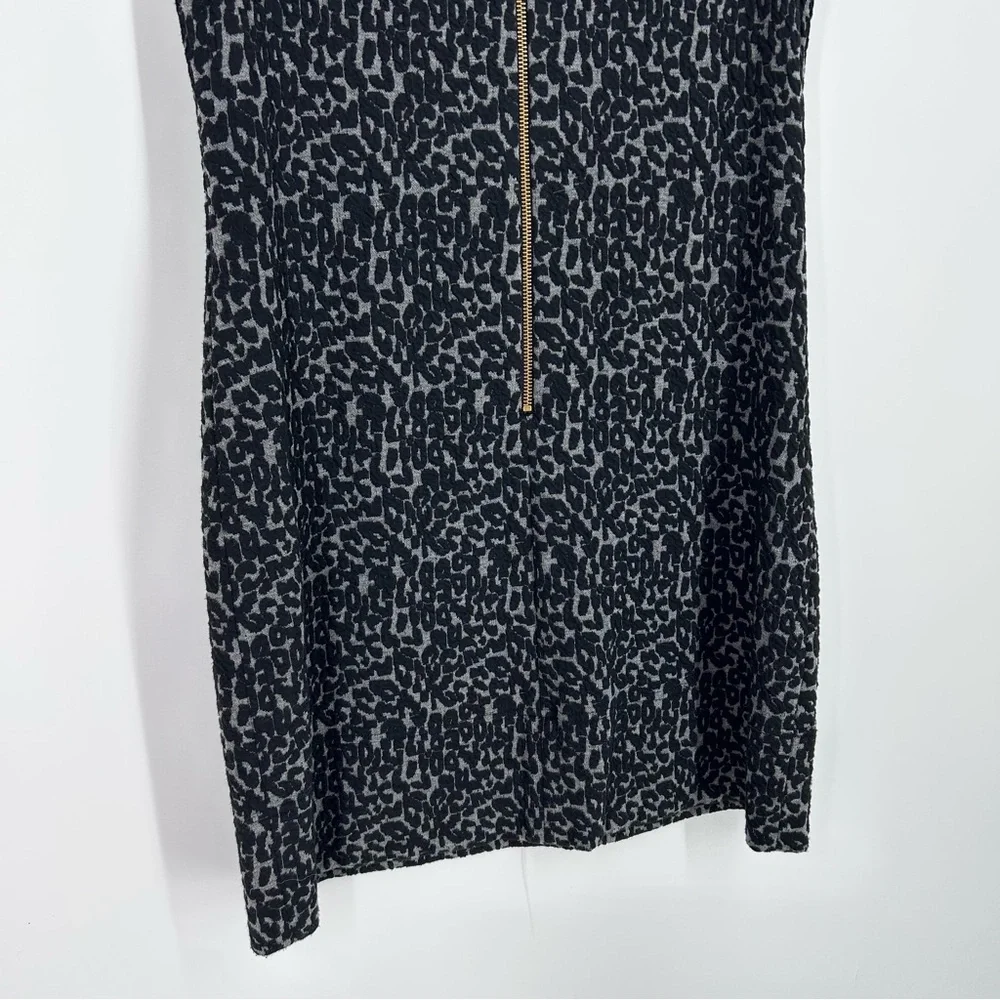 Eliza J Black and Grey Sheath Dress - Picture 5 of 7